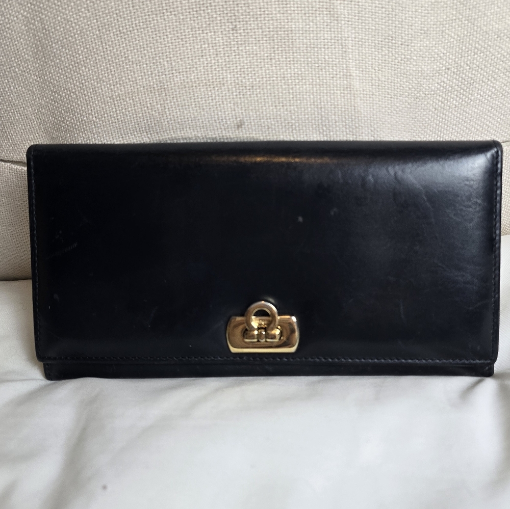 Ferragmo Vintage Gancini Wallet. VGUC